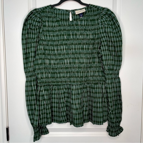 NWT Target brand Universal Thread smocked puff sleeve blouse. - Picture 1 of 10